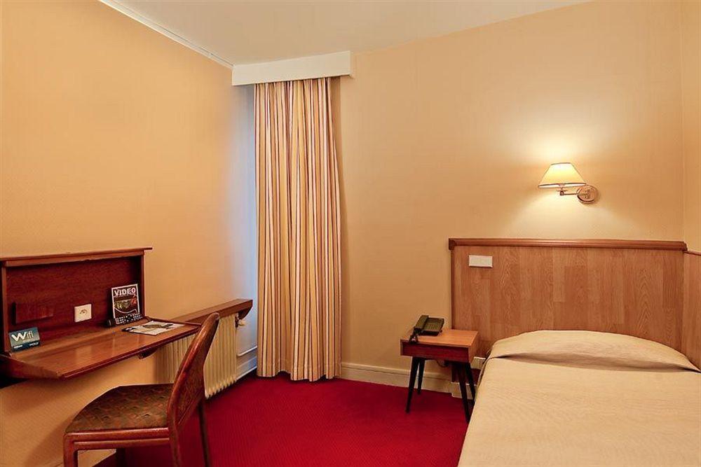 L'Ouest Hotel Париж Екстериор снимка
