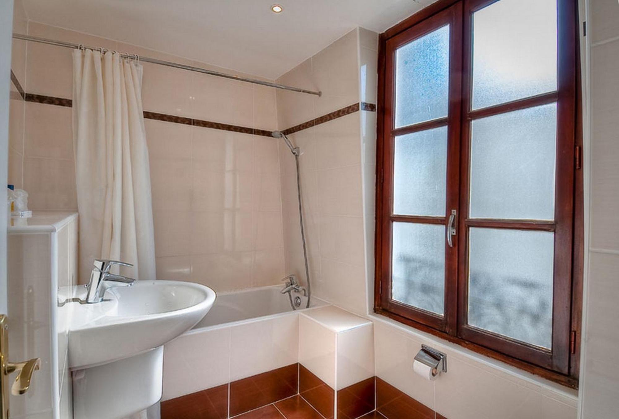 L'Ouest Hotel Париж Екстериор снимка